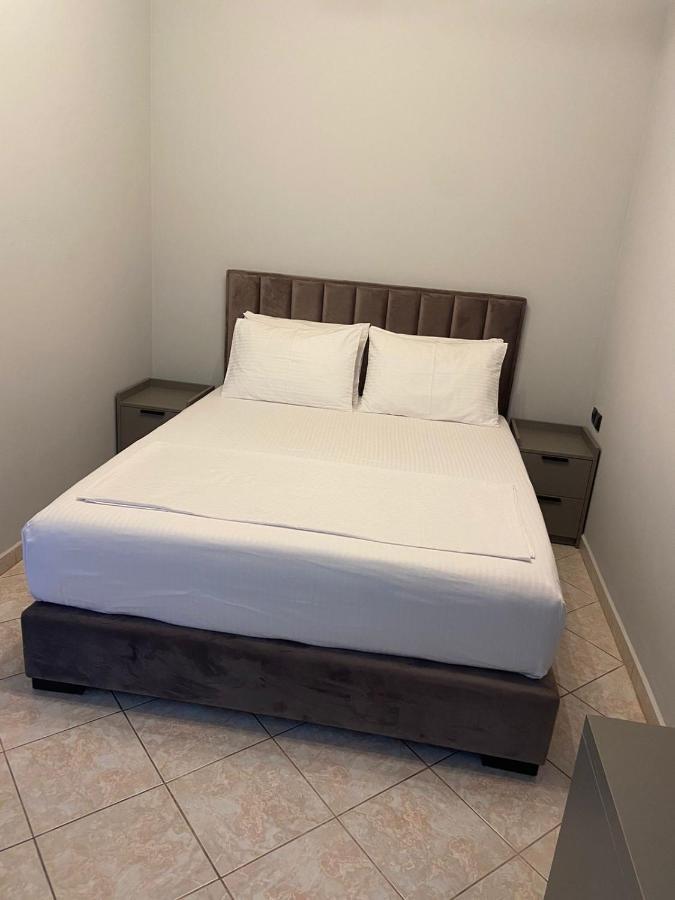 "Hotel Lili" Sarande Exterior photo