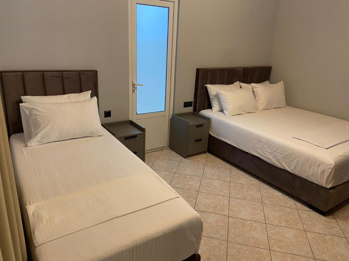 "Hotel Lili" Sarande Exterior photo